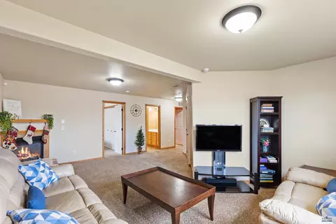 492 Freude Ln, Box Elder, SD 57719 photo 25
