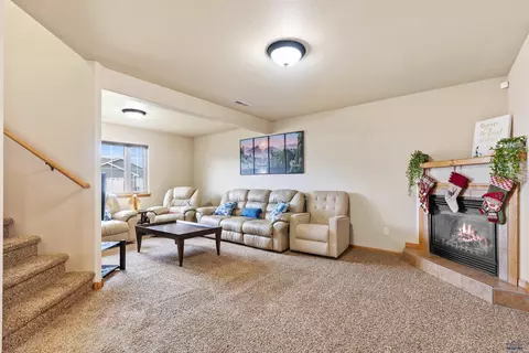 492 Freude Ln, Box Elder, SD 57719 photo 23