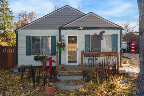 4025 Sunset Dr, Rapid City, SD 57702