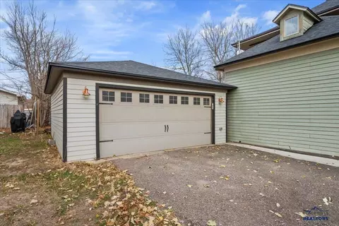 920 6th Ave, Belle Fourche, SD 57717 photo 24