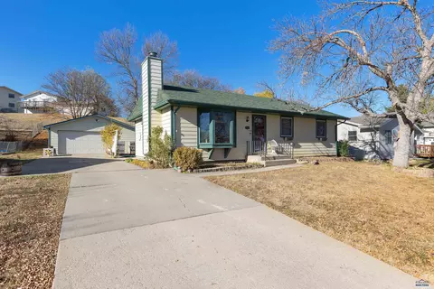 3409 Michigan Ave, Rapid City, SD 57701