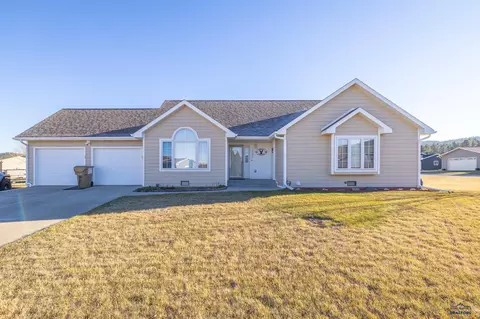 13082 Kit Carson Trl, Piedmont, SD 57769