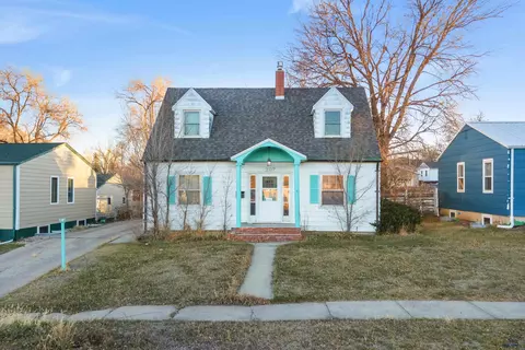 207 Indiana, Rapid City, SD 57701