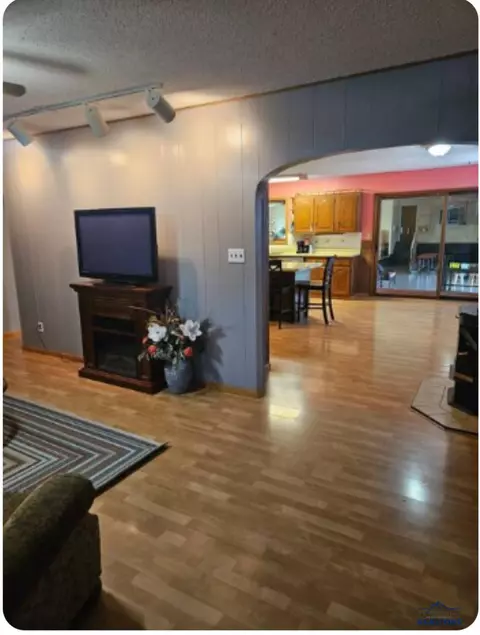 Entry Way - 511 Us Highway 85, Buffalo, SD 57720 photo 1 of 1