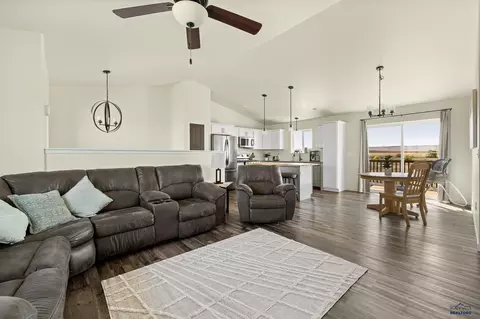 15053 Royal Run, Box Elder, SD 57719 photo 9