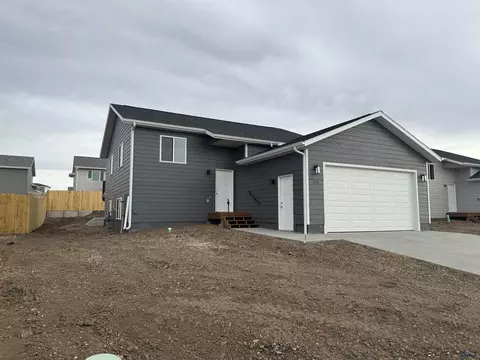 404 Nighthawk Dr, Box Elder, SD 57719