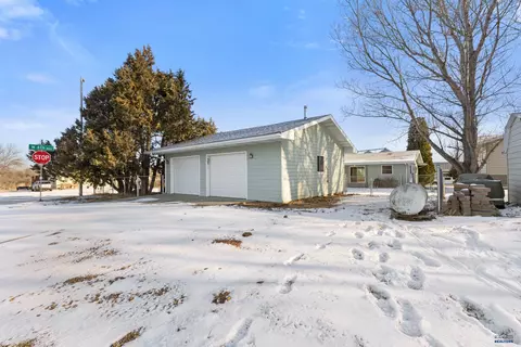 402 Harold St, Wall, SD 57790 photo 25