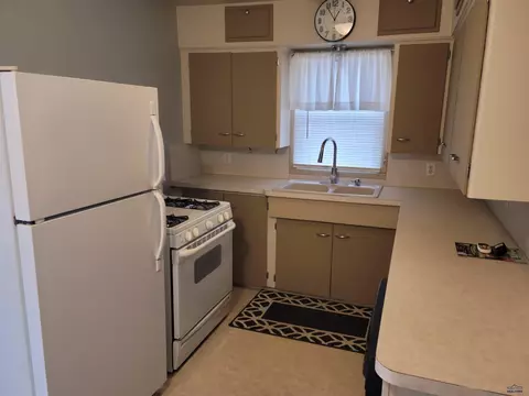 3442 W Main, Rapid City, SD 57702
