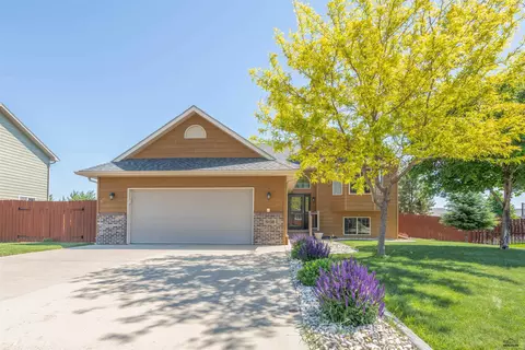 10138 Ventura Ln, Summerset, SD 57718 photo 2