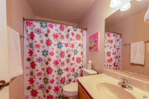 10138 Ventura Ln, Summerset, SD 57718 photo 17