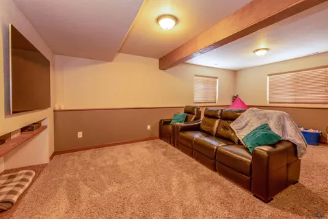 10138 Ventura Ln, Summerset, SD 57718 photo 21
