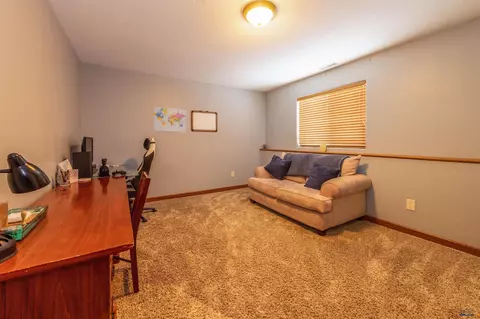 10138 Ventura Ln, Summerset, SD 57718 photo 22