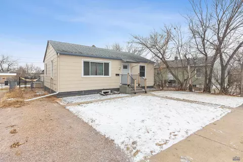 205 E Van Buren, Rapid City, SD 57701