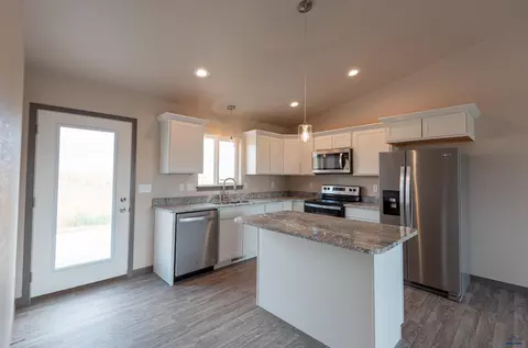 204 Dorchester Ave, Box Elder, SD 57719 photo 5