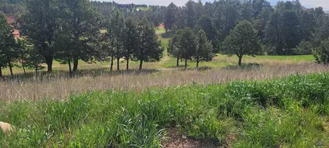 5740 Cloud Peak Dr, Rapid City, SD 57702