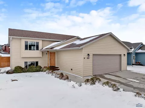 926 Ziebach St, Rapid City, SD 57703