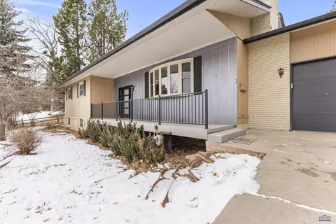 4105 Sheridan Lake Rd, Rapid City, SD 57702
