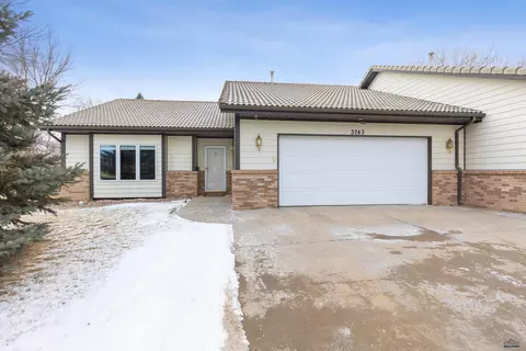 3743 Daly Ct, Rapid City, SD 57703