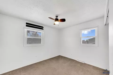 107 E Centennial, Rapid City, SD 57701 photo 11