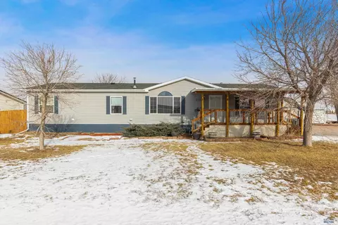 14796 Quarter Horse Dr, Rapid City, SD 57703