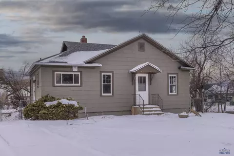 521 N 8th, Spearfish, SD 57783