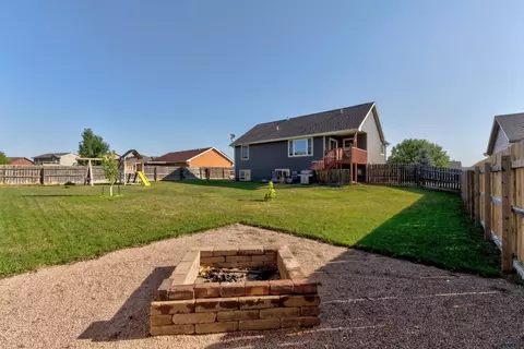 10121 Ventura Ln, Summerset, SD 57718 photo 5