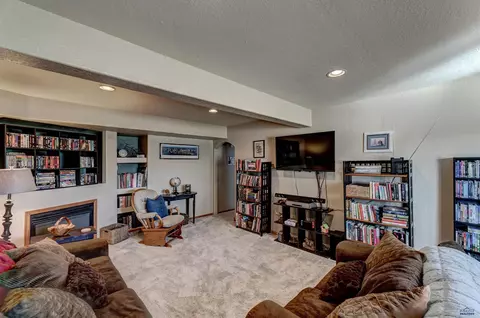 10121 Ventura Ln, Summerset, SD 57718 photo 28