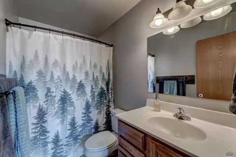 10121 Ventura Ln, Summerset, SD 57718 photo 23