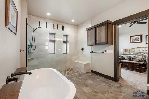 Bath - 7718 Brooks Loop, Spearfish, SD 57783 photo 4 of 7