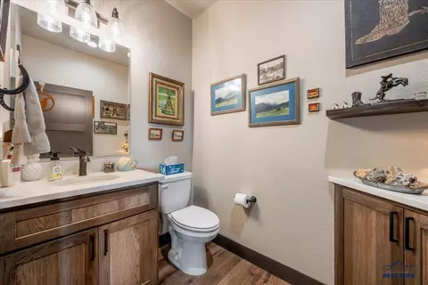 Bath - 7718 Brooks Loop, Spearfish, SD 57783 photo 1 of 7
