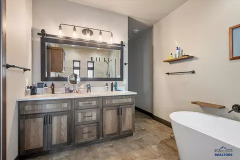 Bath - 7718 Brooks Loop, Spearfish, SD 57783 photo 7 of 7