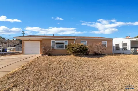 3209 Wisconsin Ave, Rapid City, SD 57701