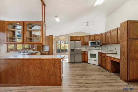20748 76 Loop, Sturgis, SD 57785 photo 5