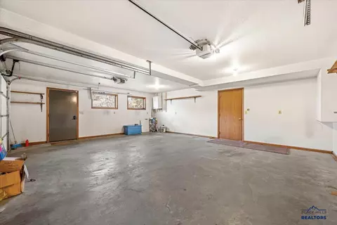 20748 76 Loop, Sturgis, SD 57785 photo 33