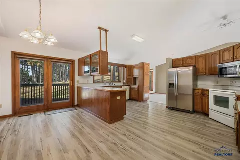 20748 76 Loop, Sturgis, SD 57785 photo 4