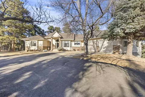 8710 Kings Rd, Rapid City, SD 57702