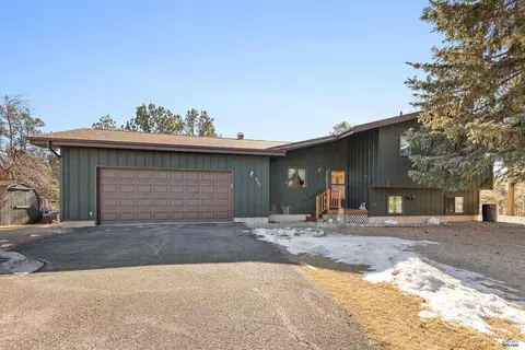 8707 Highland Hills Rd, Rapid City, SD 57702