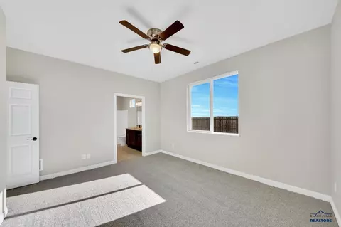 425 Nighthawk Dr, Box Elder, SD 57719 photo 11