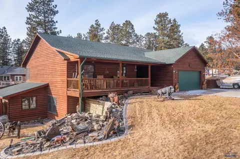 369 Deegan Dr, Hill City, SD 57745
