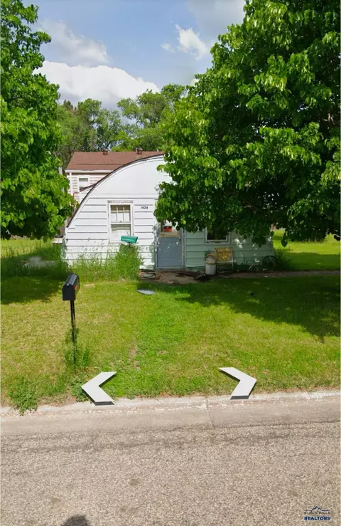 1424 3rd Ave #1424 3RD AVE SW, Aberdeen, SD 57401