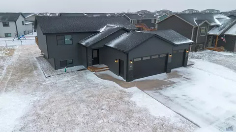 597 Antietam Dr, Box Elder, SD 57719 photo 1