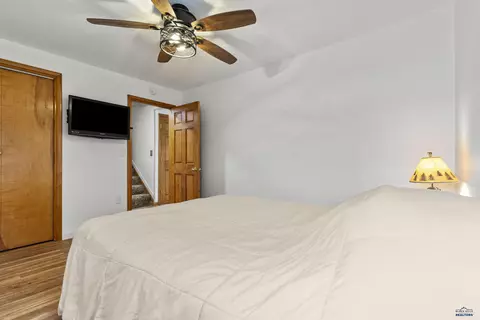 215 W 5th Ave, Wall, SD 57790 photo 18