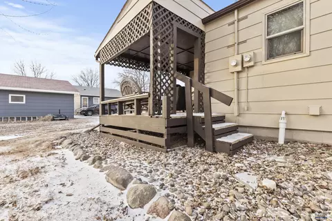 215 W 5th Ave, Wall, SD 57790 photo 34