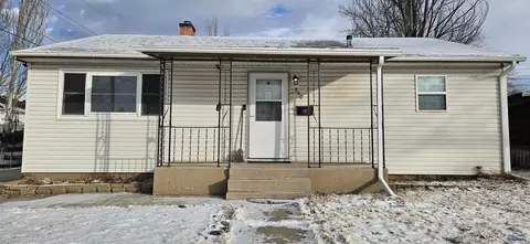840 Horace Mann Dr, Rapid City, SD 57701
