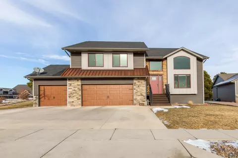 1528 Tablerock Rd, Rapid City, SD 57701