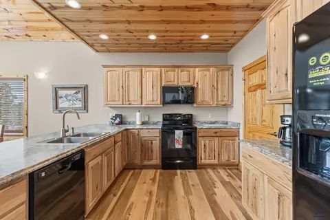 21182 Lookout Trl, Lead, SD 57754 photo 8