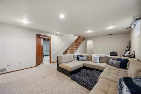 216 Union St, Spearfish, SD 57783 photo 18