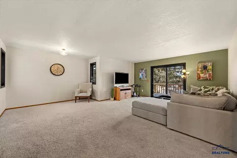 216 Union St, Spearfish, SD 57783 photo 6