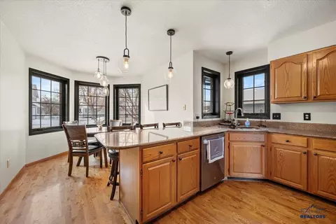 216 Union St, Spearfish, SD 57783 photo 8