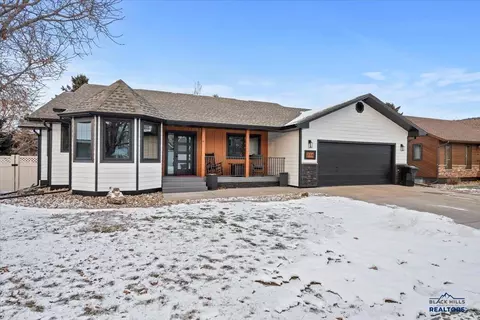 216 Union St, Spearfish, SD 57783